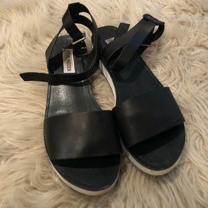 Steve Madden Black Platform Sandals